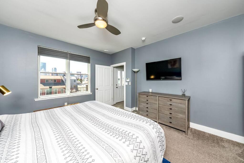 4 Bedroom 3 Bath Sleeps 10 Pet Friendly Private Backyard, 2 Car Garage, City Views, Close To All Stadiums And Casino 피츠버그 외부 사진