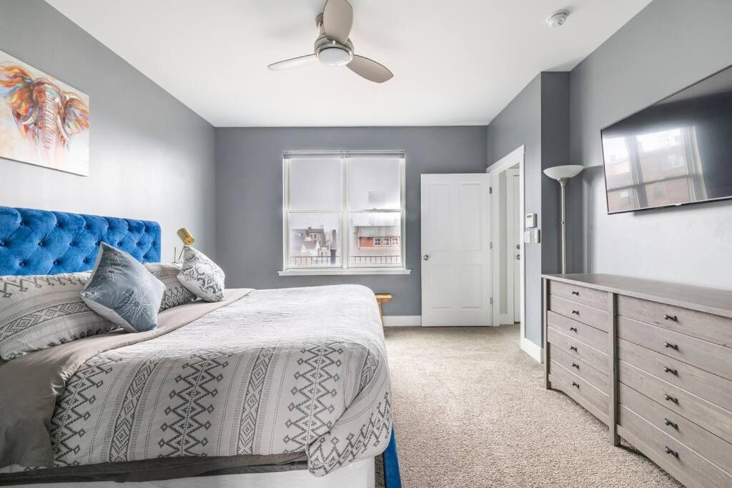 4 Bedroom 3 Bath Sleeps 10 Pet Friendly Private Backyard, 2 Car Garage, City Views, Close To All Stadiums And Casino 피츠버그 외부 사진