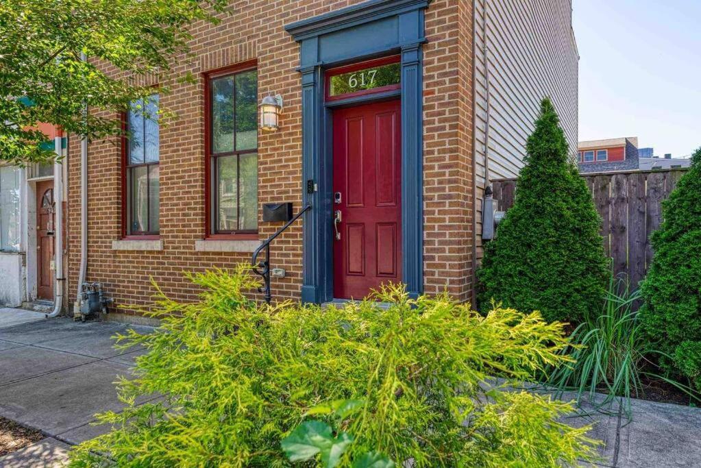 4 Bedroom 3 Bath Sleeps 10 Pet Friendly Private Backyard, 2 Car Garage, City Views, Close To All Stadiums And Casino 피츠버그 외부 사진